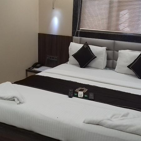 Shine Hospitality Hotel Bombay Eksteriør billede